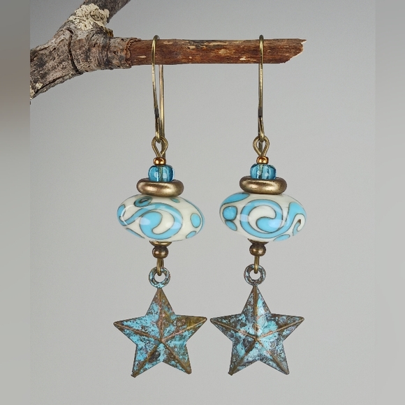 HAND CRAFTED Star Dangle Earrings Turquoise Blue Lampwork Glass Patina Brass - Picture 3 of 6